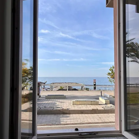 Casa Fronte Mare 公寓 欧斯佩达蒂