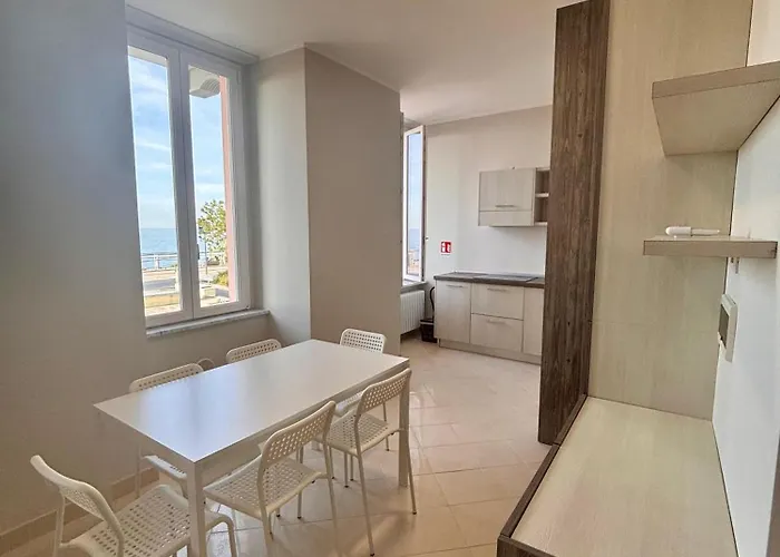 Casa Fronte Mare Lejlighed *